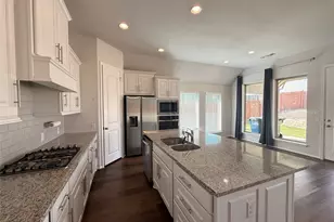 156 Santa Maria St, Georgetown, TX 78628 - Photo 11