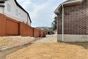 156 Santa Maria St, Georgetown, TX 78628 - Photo 37