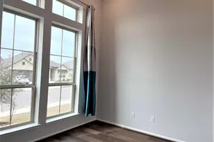 156 Santa Maria St, Georgetown, TX 78628 - Photo 5