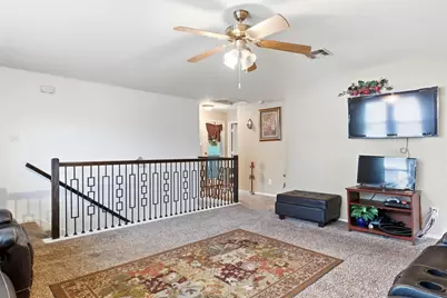 5701 Malarkey Road, Del Valle, TX 78617 - Photo 13