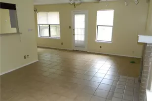 8804 Springmail Cir, Austin, TX 78729 - Photo 3