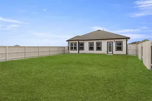 195 Hortus Dr, Kyle, TX 78640 - Photo 3