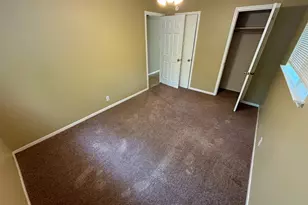 417 Live Oak St, Kyle, TX 78640 - Photo 11