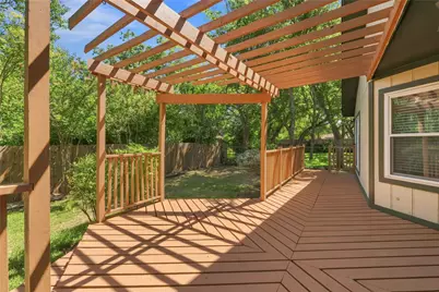 8904 Bridgewood Trail, Austin, TX 78729 - Photo 29