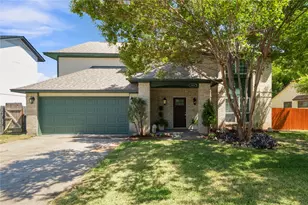 8904 Bridgewood Trail, Austin, TX 78729 - Photo 3