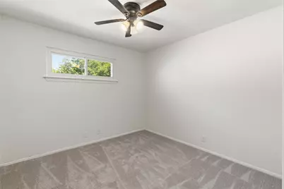 8904 Bridgewood Trail, Austin, TX 78729 - Photo 23