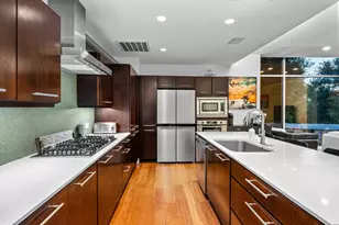 7689 Delwau Ln, Austin, TX 78725 - Photo 5