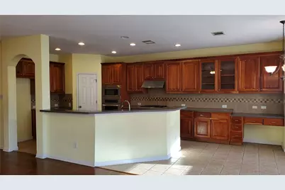9421 Lisi Anne Drive, Austin, TX 78717 - Photo 7