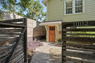 2021 Travis Heights Blvd, Austin, TX 78704 - Photo 3