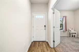14029 Heartland Dr, Manor, TX 78653 - Photo 9