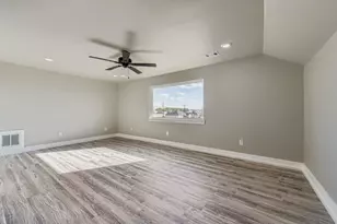 1403 Sunset Dr, Marble Falls, TX 78654 - Photo 25