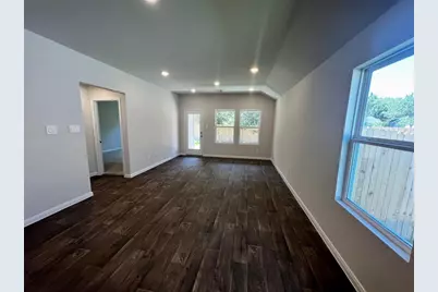 1337 Camden Lane, Lockhart, TX 78644 - Photo 7