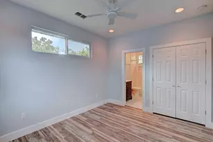 806 W Live Oak St, Austin, TX 78704 - Photo 11
