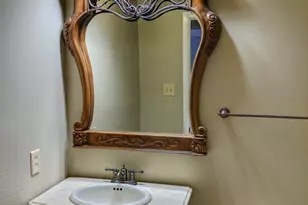 4507 Sherwood Way, San Antonio, TX 78217 - Photo 5
