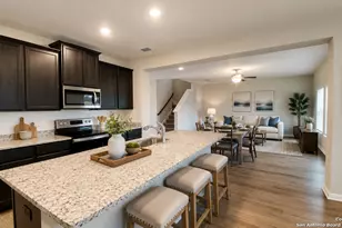9310 Bennett Forest Forest, Converse, TX 78109 - Photo 3