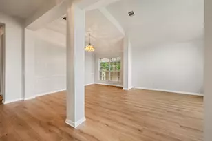 12417 Audane Dr, Austin, TX 78727 - Photo 9