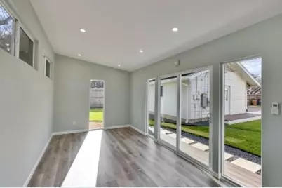 7709 Shoal Creek Boulevard, Austin, TX 78757 - Photo 25