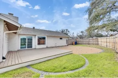7709 Shoal Creek Boulevard, Austin, TX 78757 - Photo 21