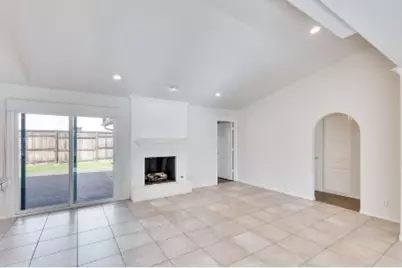 7709 Shoal Creek Boulevard, Austin, TX 78757 - Photo 9