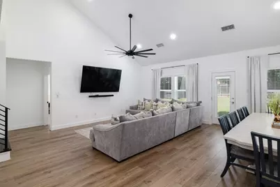105 Greenspire Downs Drive, Hutto, TX 78634 - Photo 7
