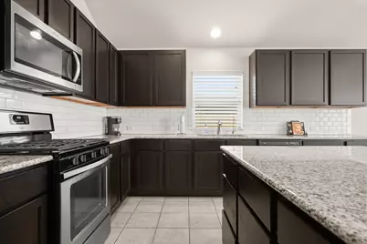 285 Bridgestone Way, Buda, TX 78610 - Photo 9