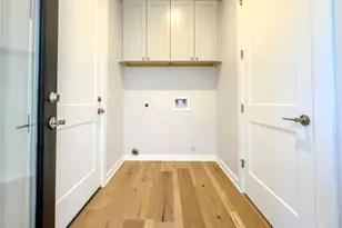 2400 Bruin Dr, Spicewood, TX 78669 - Photo 13