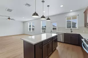 540 Madelines Mdw Ln, Georgetown, TX 78626 - Photo 9