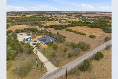 150 County Road 220, Florence, TX 76527 - Photo 7