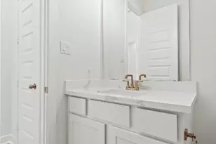 240 Sheepdog Dr, Liberty Hill, TX 78642 - Photo 13