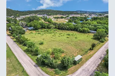 201 Oak Drive, New Braunfels, TX 78132 - Photo 1