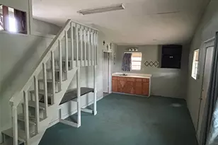 201 Oak Dr, New Braunfels, TX 78132 - Photo 11