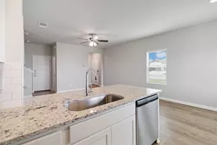 525 Caymus Dr, Buda, TX 78610 - Photo 11