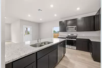 25517 Ashton Look Drive, Elgin, TX 78621 - Photo 7