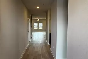 25517 Ashton Look Dr, Elgin, TX 78621 - Photo 3