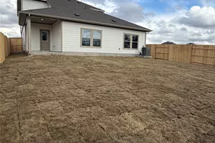 25517 Ashton Look Dr, Elgin, TX 78621 - Photo 17