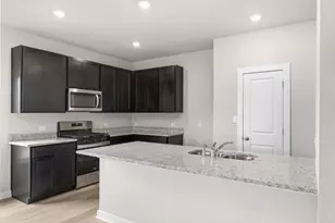 25517 Ashton Look Dr, Elgin, TX 78621 - Photo 11