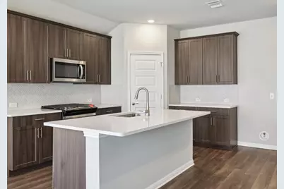 719 Universal Drive, Hutto, TX 78634 - Photo 3