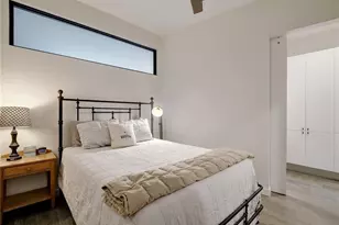 800 Embassy Dr, Austin, TX 78702 - Photo 9