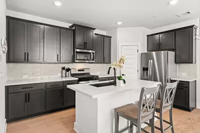 8512 McKamy Drive, Austin, TX 78744 - Photo 9