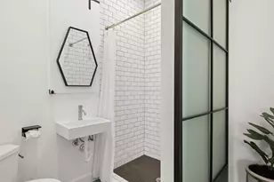 1813 Crooked Ln, Austin, TX 78741 - Photo 31