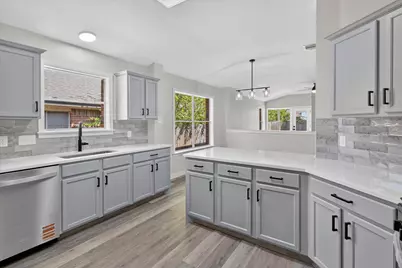 8817 Corran Ferry Drive, Austin, TX 78749 - Photo 9
