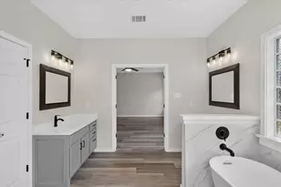 8817 Corran Ferry Dr, Austin, TX 78749 - Photo 25