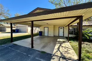 2745 Maple Tree Rd, New Braunfels, TX 78130 - Photo 1