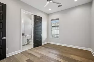 109 Charmstone Ln, Georgetown, TX 78628 - Photo 19