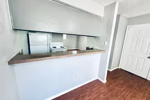 3702 S 2nd St, Austin, TX 78704 - Photo 7