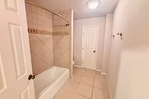 1918 Holly Hill Dr, Austin, TX 78746 - Photo 11
