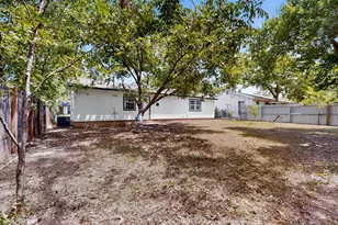 6206 Wagon Bend Trail, Austin, TX 78744 - Photo 33