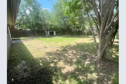 4620 Button Bend Road, Austin, TX 78744 - Photo 21