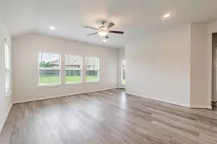 1117 Terrace View Dr, Georgetown, TX 78628 - Photo 11