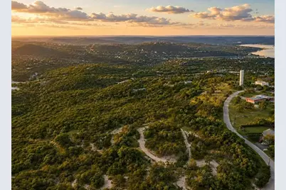 11207 Mountain Top Circle, Jonestown, TX 78645 - Photo 27